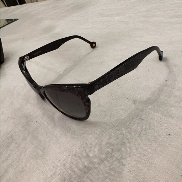 Urban Outfitters ett:twa Black Floral Cat Eye Sunglasses - Picture 2 of 8